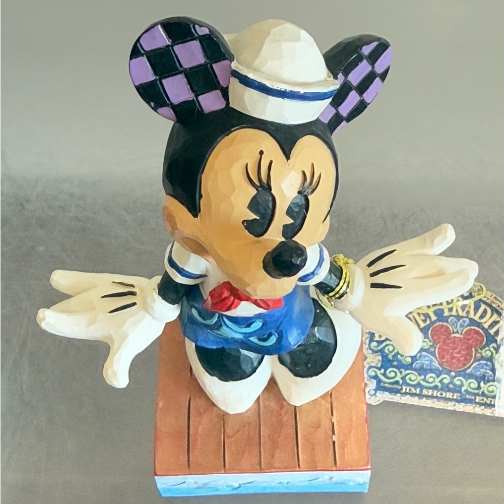 Jim Shore Disney Traditions Sassy Sailor Minnie Mouse 6008080 (SB1402) - Picture 6 of 16